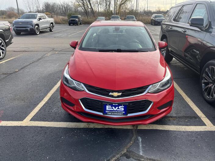 2018 Chevrolet Cruze LT 4dr Sun&Sound ConveniencePkgs w/Sunroof Bose HtdSeats 8-WayPwrDrvrSeat Milwaukee WI